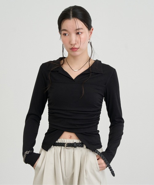 NUJOH(ヌゾ)の「Twist Detail Collar Long Sleeve Top / ツイストディテールカラーロングスリーブトップ(Tシャツ/カットソー・レディース・ブラック/アイボリー/チャコールグレー/ブラウン・FREE)」の21枚目の写真