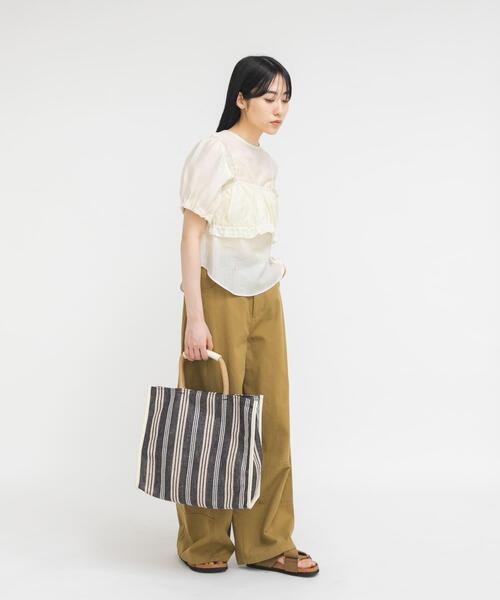 KBF(ケイビーエフ)の「スクエアヘンプBAG(トートバッグ・レディース・アイボリー/ブラック・ONE)」の5枚目の写真