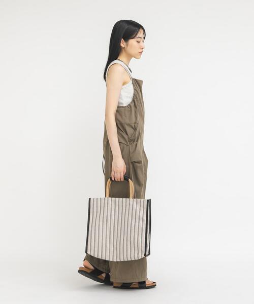 KBF(ケイビーエフ)の「スクエアヘンプBAG(トートバッグ・レディース・アイボリー/ブラック・ONE)」の13枚目の写真