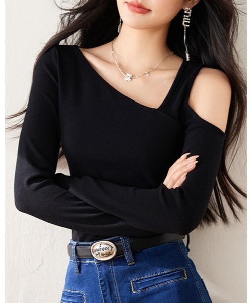 CHEER(チアー)の「アシンメトリー ネック オープンショルダー タイト長袖トップス(Tシャツ/カットソー・レディース・ブラック/イエロー・FREE)」の16枚目の写真