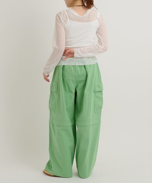 w closet(ダブルクローゼット)の「【5色展開】プレート付きキャミ 夏服(キャミソール・レディース・グリーン/ピンク/オフホワイト/ブルー/ブラック・FREE)」の14枚目の写真