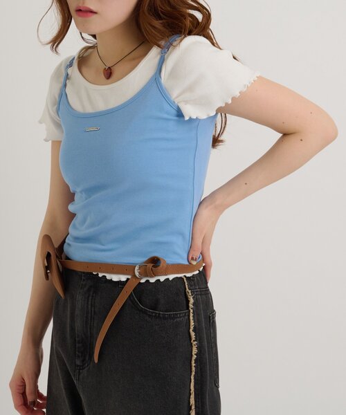 w closet(ダブルクローゼット)の「【5色展開】プレート付きキャミ 夏服(キャミソール・レディース・グリーン/ピンク/オフホワイト/ブルー/ブラック・FREE)」の4枚目の写真