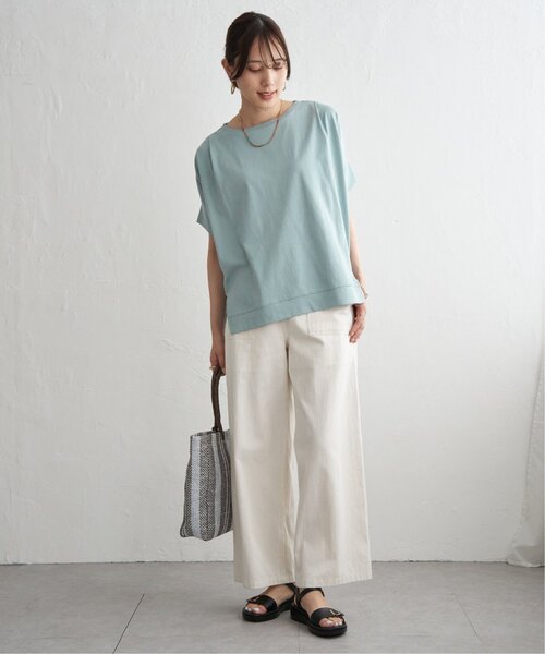 ikka(イッカ)の「【プチプラ1990円(税抜)】冷感ショルダータックプルオーバー【お得だ値/接触冷感】(Tシャツ/カットソー・レディース・ベージュ/オフホワイト/ピンク/ブラック/ライトグリーン・M/L/S)」の22枚目の写真