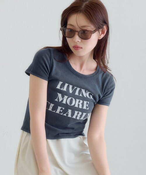 Kastane(カスタネ)の「【S.Mサイズ展開】ヴィンテージ加工ロゴTEE(Tシャツ/カットソー・レディース・ネイビー/グレー/アイボリー・SMALL/MEDIUM)」の9枚目の写真