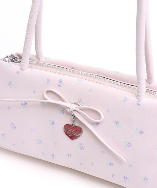 ANAP GiRL(アナップガール)の「小花柄 ロングハンドル ボストンバッグ(ショルダーバッグ・キッズ・ホワイト/ライトピンク/サックスブルー・F)」の8枚目の写真