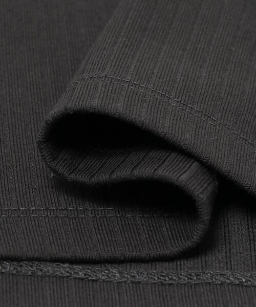 URBAN RESEARCH ROSSO WOMEN(アーバンリサーチ ロッソ)の「汗染防止 フレンチリブTシャツ(Tシャツ/カットソー・レディース・ベージュ系その他/チャコールグレー/オフホワイト/ブルー系その他・FREE)」の17枚目の写真