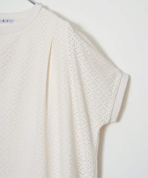 LBC(エルビーシー)の「【※プチプラ1990円★お得だ値※】冷感アイレットレースプルオーバー(Tシャツ/カットソー・レディース・グリーン/グレイッシュベージュ/ネイビー/イエロー/オフホワイト・M/L)」の8枚目の写真