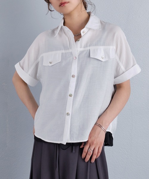 murea（ミュレア）の「レギュラーカラーラグラン半袖シャツ（シャツ/ブラウス・レディース・ブルー/アイボリー/ホワイト・FREE）」の5枚目の写真