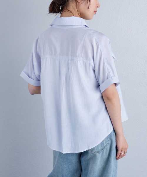 murea（ミュレア）の「レギュラーカラーラグラン半袖シャツ（シャツ/ブラウス・レディース・ブルー/アイボリー/ホワイト・FREE）」の13枚目の写真
