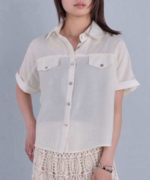 murea（ミュレア）の「レギュラーカラーラグラン半袖シャツ（シャツ/ブラウス・レディース・ブルー/アイボリー/ホワイト・FREE）」の20枚目の写真