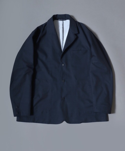 ANPAS(アンパス)の「Poly Seersucker Tailored Jacket / 〈セットアップ対応〉シアサッカー オーバーサイズ 3ボタンジャケット メンズ サマージャケット テーラード アウター ブレザー リラックスフィット(テーラードジャケット・メンズ・ブラック/ネイビー/モカ/チャコールグレー/スミクロ・LL/L/M)」の21枚目の写真
