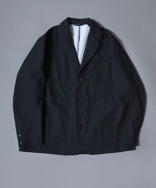 ANPAS(アンパス)の「Poly Seersucker Tailored Jacket / 〈セットアップ対応〉シアサッカー オーバーサイズ 3ボタンジャケット メンズ サマージャケット テーラード アウター ブレザー リラックスフィット(テーラードジャケット・メンズ・ブラック/ネイビー/モカ/チャコールグレー/スミクロ・LL/L/M)」の6枚目の写真