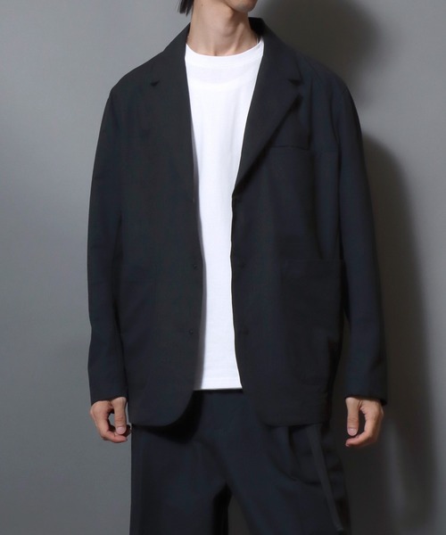 ANPAS(アンパス)の「Poly Seersucker Tailored Jacket / 〈セットアップ対応〉シアサッカー オーバーサイズ 3ボタンジャケット メンズ サマージャケット テーラード アウター ブレザー リラックスフィット(テーラードジャケット・メンズ・ブラック/ネイビー/モカ/チャコールグレー/スミクロ・LL/L/M)」の10枚目の写真