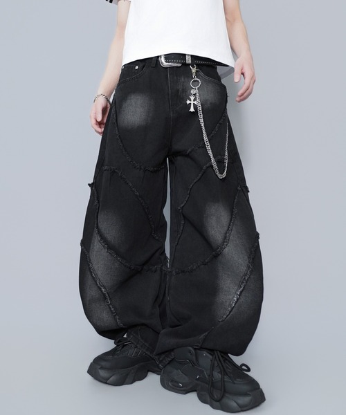 SPINNS（スピンズ）の「ブラックデニムバルーンパンツ/カーブシルエット/切り替えデザイン/ユニセックス（その他パンツ・メンズ・ブラック/グレー・M/L）」の13枚目の写真