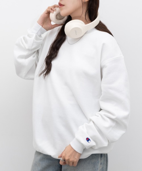 Champion(チャンピオン)の「Champion (チャンピオン)/ クルースウェット ロンT(スウェット・レディース・ホワイト/オレンジ・L/S/XL/M)」の2枚目の写真