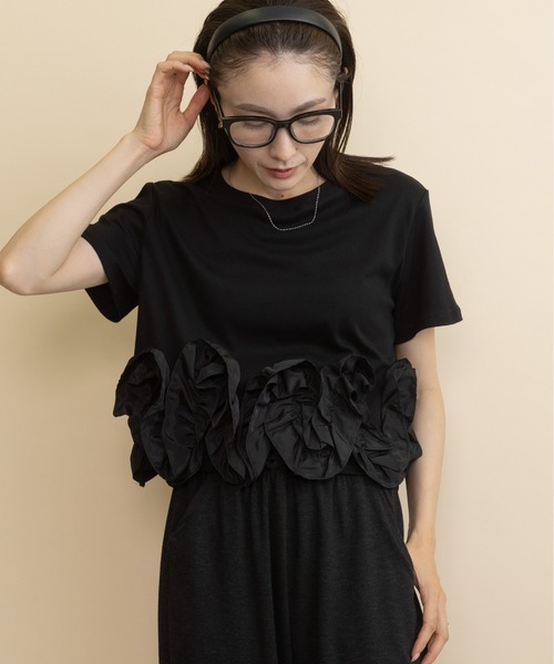 lodie(ロディ)の「裾フラワーモチーフT(Tシャツ/カットソー・レディース・ストライプ/ブラック・FREE)」の3枚目の写真