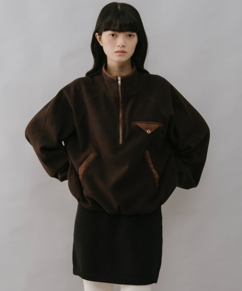 duei(デュイ)の「ハーフジップフリースプルオーバー(Tシャツ/カットソー・レディース・ブラウン/チャコールグレー・FREE)」の4枚目の写真
