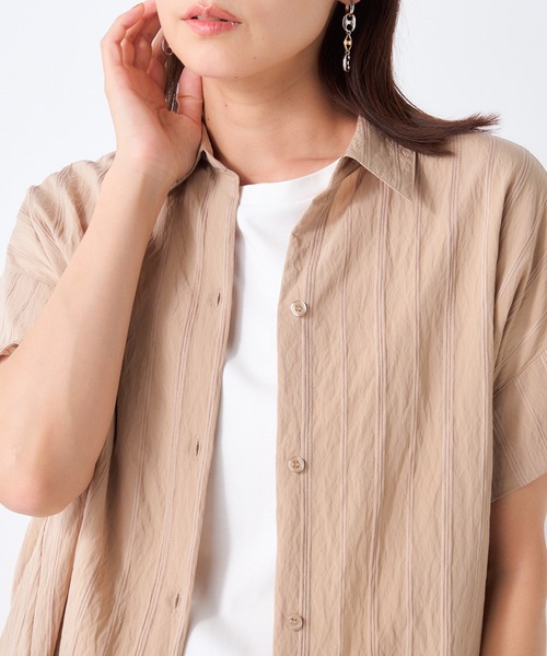 GALLORIA(ギャローリア)の「ドビーストライプドルマンシャツ(シャツ/ブラウス・レディース・イエロー/ベージュ/ネイビー・S/M/LL/L)」の13枚目の写真