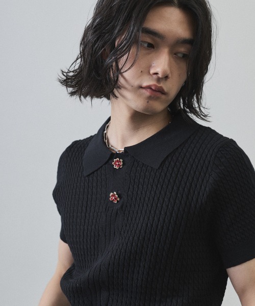 Shoowtime（ショウタイム）の「Floral Button Jacquard Knit Polo Short Sleeve Pullover / フラワーボタンジャガードクロップドニットポロ半袖プルオーバー（ニット/セーター・メンズ・ブラック/グレー・MEDIUM/LARGE/X-LARGE）」の17枚目の写真