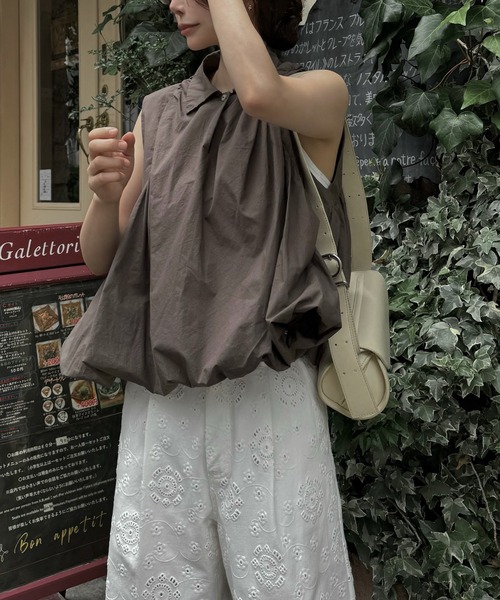 WILLFULLY(ウィルフリー)の「volume balloon gather no sleeve tops(シャツ/ブラウス・レディース・サックスブルー/モカ/ブラック・FREE)」の17枚目の写真