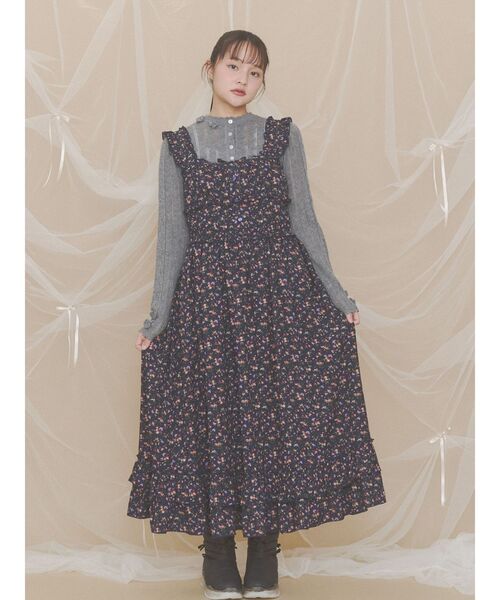 merry jenny(メリージェニー)の「crinkled floralワンピース(ワンピース・レディース・カーキ/ベージュ/ネイビー・FREE)」の1枚目の写真