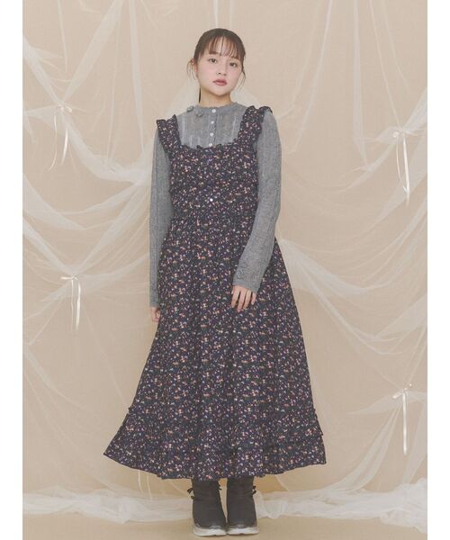 merry jenny(メリージェニー)の「crinkled floralワンピース(ワンピース・レディース・カーキ/ベージュ/ネイビー・FREE)」の9枚目の写真