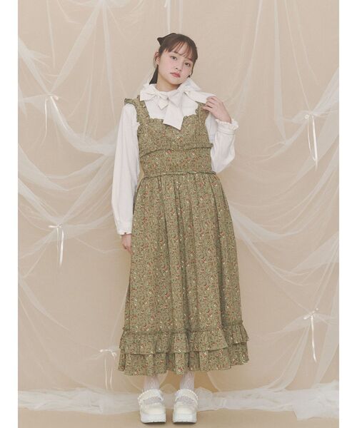 merry jenny(メリージェニー)の「crinkled floralワンピース(ワンピース・レディース・カーキ/ベージュ/ネイビー・FREE)」の13枚目の写真