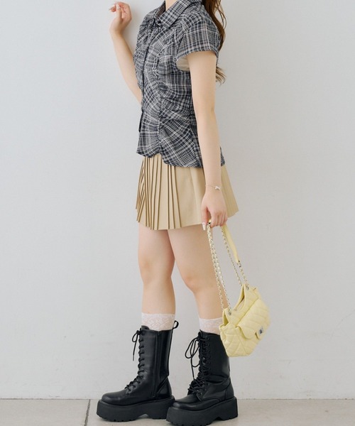 continuer de NICE CLAUP(コンティニューデナイスクラップ)の「キルティングショルダーバック(ショルダーバッグ・レディース・ブラック/ホワイト/イエロー・FREE)」の11枚目の写真