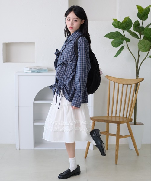 kutir(クティール)の「アソートドロストリボンシャツ(シャツ/ブラウス・レディース・ネイビー/サックスブルー/ブラウン/チャコールグレー/ライトグリーン/ホワイト/ダークグレー・FREE)」の12枚目の写真