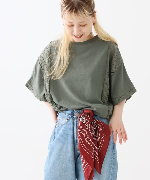 HEART MARKET(ハートマーケット)の「レース部分使いプルオーバー(Tシャツ/カットソー・レディース・チャコール/グリーン/マスタード/ブラック/ナチュラル・FREE)」の4枚目の写真