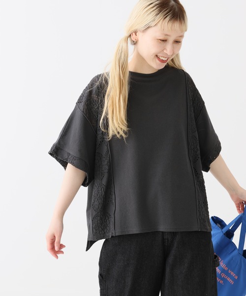 HEART MARKET(ハートマーケット)の「レース部分使いプルオーバー(Tシャツ/カットソー・レディース・チャコール/グリーン/マスタード/ブラック/ナチュラル・FREE)」の2枚目の写真