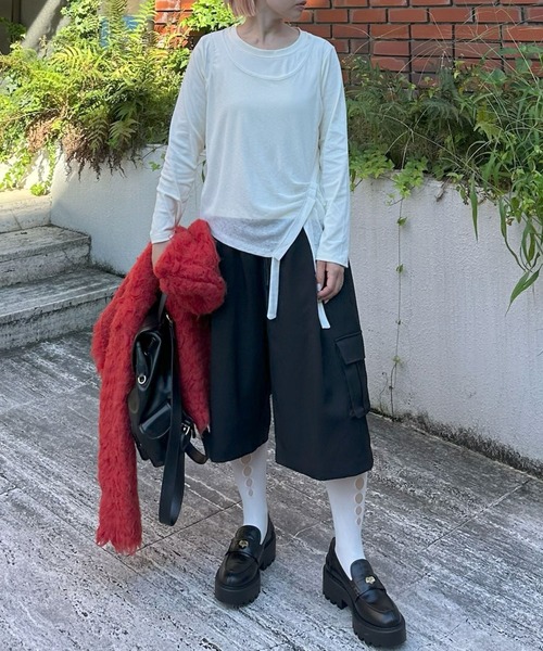 Alley Tokyo(アリートーキョー)の「レイヤード完成してますトップス(Tシャツ/カットソー・レディース・ブラック/サックスブルー/オフホワイト・FREE)」の7枚目の写真