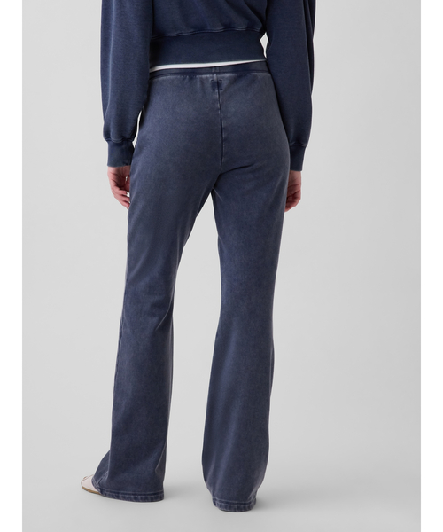 GAP(ギャップ)の「ヴィンテージソフト フレンチテリー フレア スウェットパンツ(スウェットパンツ・レディース・グレー/ネイビー/ブラック/ブラウン・XXS/S/M/L/XS)」の13枚目の写真