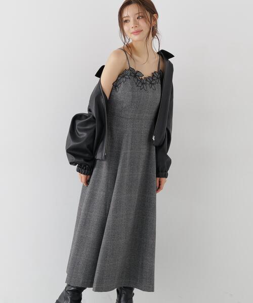 PROPORTION BODY DRESSING(プロポーションボディドレッシング)の「モチーフ刺繍キャミワンピース / 1216240004(ワンピース・レディース・ブラック/ブラウン・MEDIUM/P/S)」の8枚目の写真
