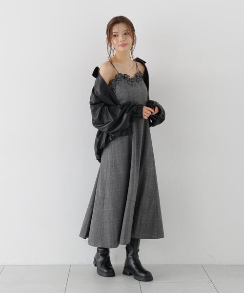 PROPORTION BODY DRESSING(プロポーションボディドレッシング)の「モチーフ刺繍キャミワンピース / 1216240004(ワンピース・レディース・ブラック/ブラウン・MEDIUM/P/S)」の9枚目の写真