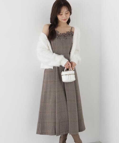 PROPORTION BODY DRESSING(プロポーションボディドレッシング)の「モチーフ刺繍キャミワンピース / 1216240004(ワンピース・レディース・ブラック/ブラウン・MEDIUM/P/S)」の20枚目の写真