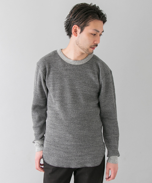 URBAN RESEARCH（アーバンリサーチ）の「UR ヘビーワッフルL/S TEE（Tシャツ/カットソー・メンズ・ストライプ/チャコールグレー/ホワイト・MEDIUM/LARGE）」の3枚目の写真