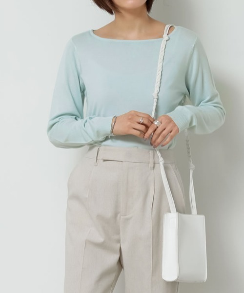 Re:EDIT（リエディ）の「お家で洗えるレーヨンナイロンボートネックハイゲージニットトップス（ニット/セーター・レディース・グレー/ブラック/サックスブルー/ホワイト×ブラック/プラム/ラベンダー/ピンク/ベージュ/ネイビー/ホワイト/パープル/イエロー/レッド/カーキ/モカ/マスタード/ブルー/ブラウン/オレンジ/グリーン/ワイン・LARGE/MEDIUM）」の11枚目の写真