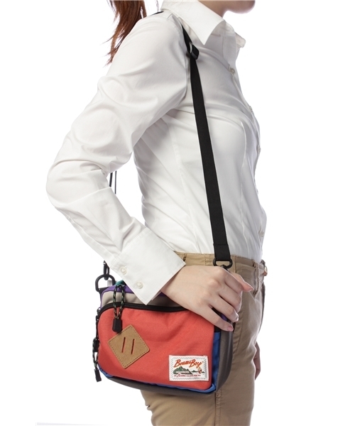 BEAMS BOY（ビームスボーイ）の「BEAMS BOY / パネルアウトドア ミニショルダー（ショルダーバッグ・レディース・その他1・ONE SIZE）」の5枚目の写真