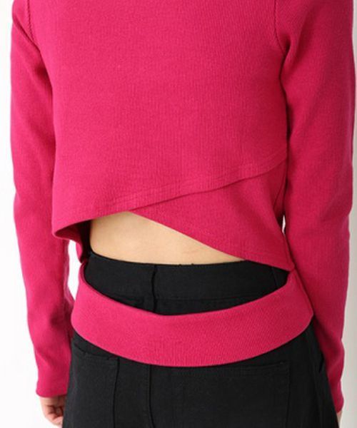 ENVYM（アンビー）の「ＢＡＣＫクロスハイネックＴＯＰＳ（ニット/セーター・レディース・ホワイト/ブラック/ピンク/ブルー・FREE）」の13枚目の写真