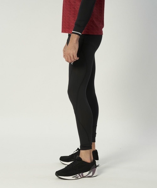 FILA(フィラ)の「【FILA】メンズロングタイツ コンプレッションボトム 吸水速乾・UVケア(レギンス/スパッツ・メンズ・ネイビー/ブラック/ブラック×レッド/ブラック×グレー/マルチ・LARGE/MEDIUM/X-LARGE/SMALL)」の7枚目の写真