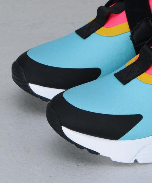 NIKE(ナイキ)の「<NIKE>WMN AIR HUARACHE CITY/スニーカー(スニーカー・レディース・その他1/ブラック・24cm/24.5cm/25cm/23.5cm/23cm)」の7枚目の写真