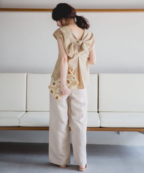 A part by（アパートバイ）の「ビーズポシエット 793308（クラッチバッグ・レディース・ホワイト系その他/ベージュ系その他・FREE）」の3枚目の写真