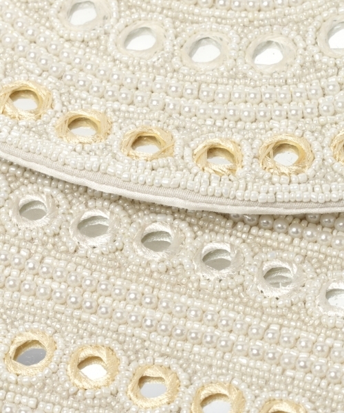 A part by（アパートバイ）の「ビーズポシエット 793308（クラッチバッグ・レディース・ホワイト系その他/ベージュ系その他・FREE）」の13枚目の写真