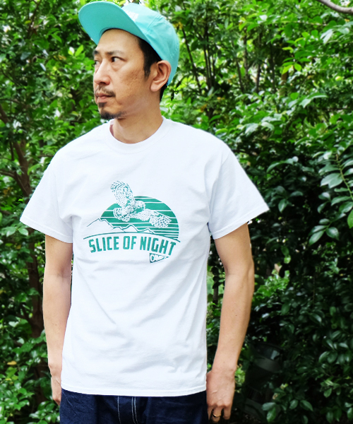 BENCH'S SELECT(ベンチセレクト)の「CAMP7 PRINT TEE(Tシャツ/カットソー・メンズ・ホワイト/ネイビー/ライム・MEDIUM/LARGE)」の2枚目の写真