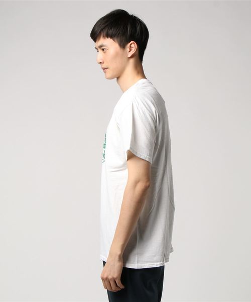 BENCH'S SELECT(ベンチセレクト)の「CAMP7 PRINT TEE(Tシャツ/カットソー・メンズ・ホワイト/ネイビー/ライム・MEDIUM/LARGE)」の4枚目の写真