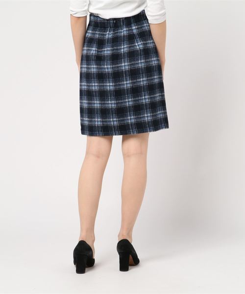 TRUDEA(トルディア)の「シャギーチェック タイトスカート(スカート・レディース・ホワイト/ライトグレー/ネイビー・SMALL/MEDIUM/LARGE)」の4枚目の写真