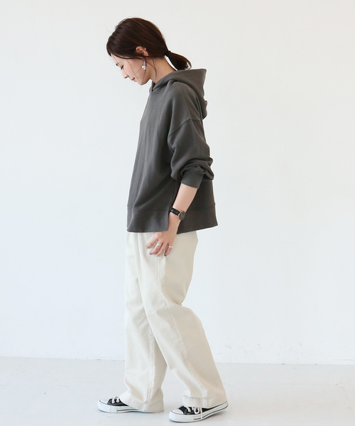 AMERICAN HOLIC(アメリカンホリック)の「綿ツイルワイドパンツ(チノパンツ・レディース・ベージュ/ネイビー/アイボリー・M/L)」の5枚目の写真