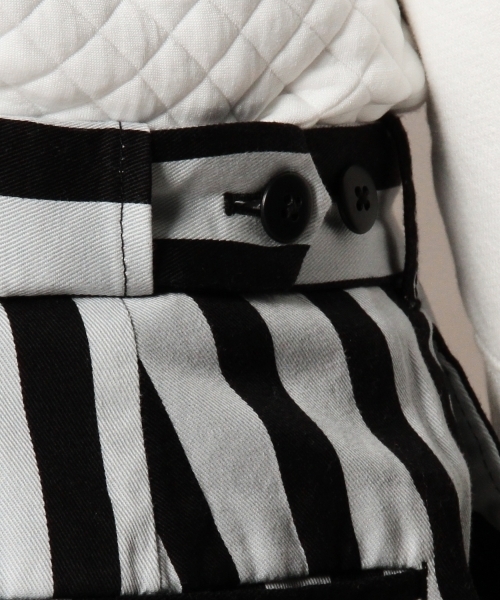 BEAUTY&YOUTH UNITED ARROWS（ビューティーアンドユースユナイテッドアローズ）の「BY ∴ ブロック/ストライプ ノープリーツ アンクル パンツ◆（チノパンツ・メンズ・ホワイト/ブラック/グレー・X-LARGE/SMALL/LARGE/MEDIUM）」の17枚目の写真