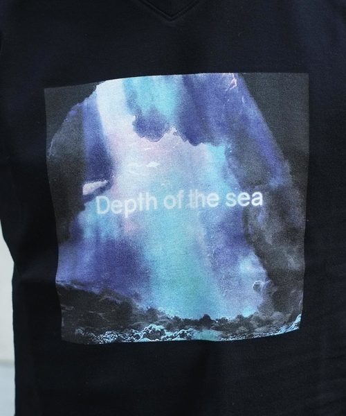 GOSTAR DE FUGA(ゴスタール ジフーガ)の「グラフィックプリント半袖Tシャツ/カットソー(Tシャツ/カットソー・メンズ・ホワイト/ブラック・M/L)」の5枚目の写真